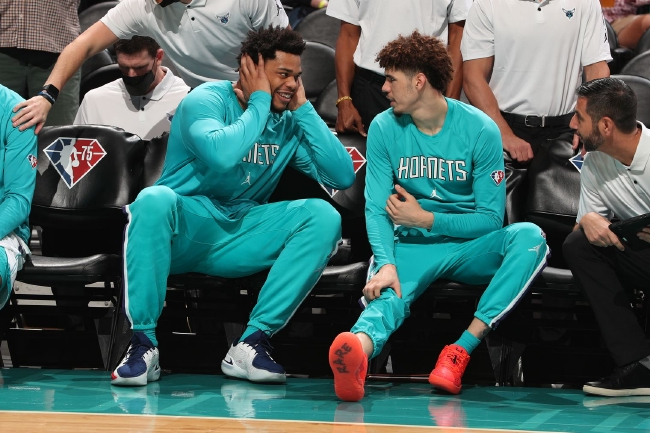 榜首激烈競 榜首激烈競