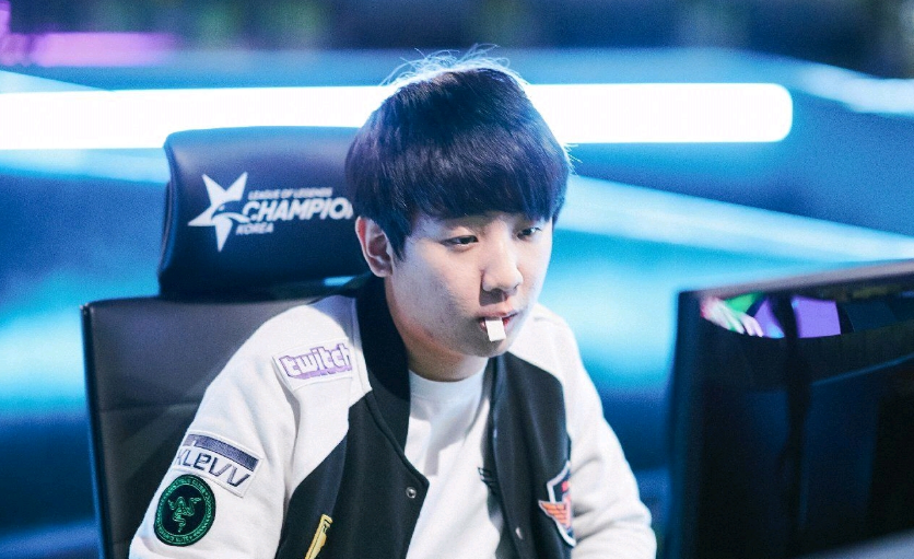 轻有潜力的 轻有潜力的