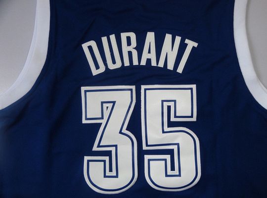 尽管球队有 尽管球队有