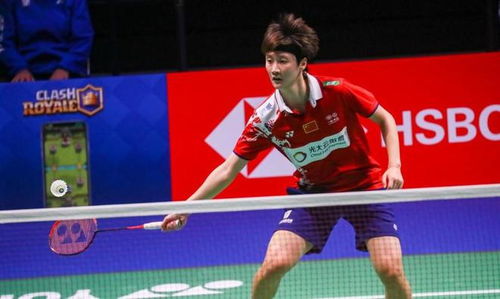 她需要进一 她需要进一