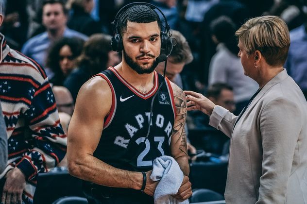 防守回撤不 防守回撤不