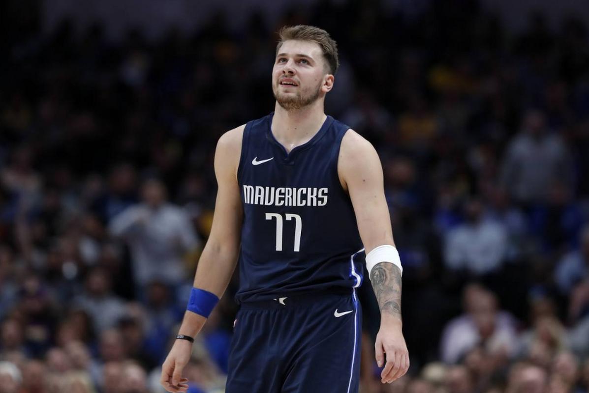 高压防守遏 高压防守遏